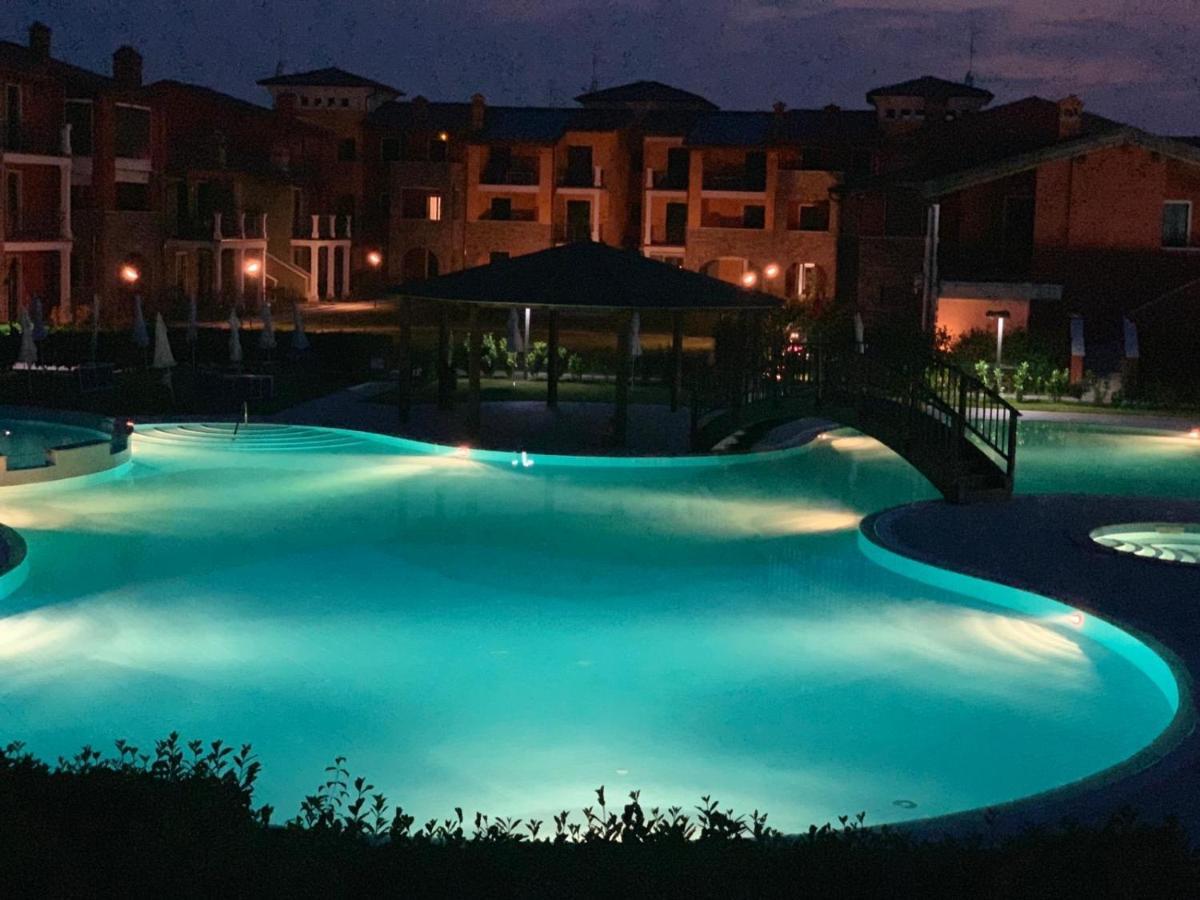 Emerald Apartment