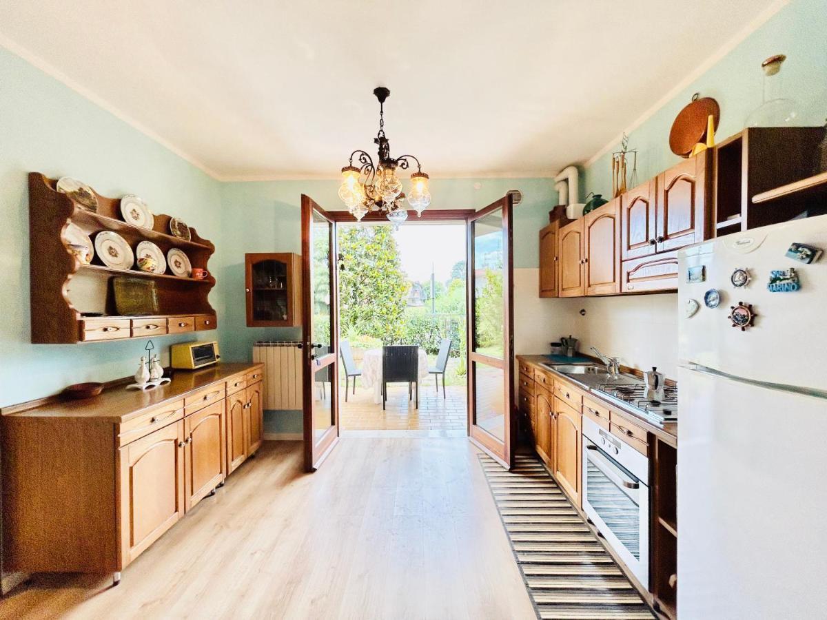 Anubi Apt-5 Min Dal Di Garda-giardino Privato * Sirmione