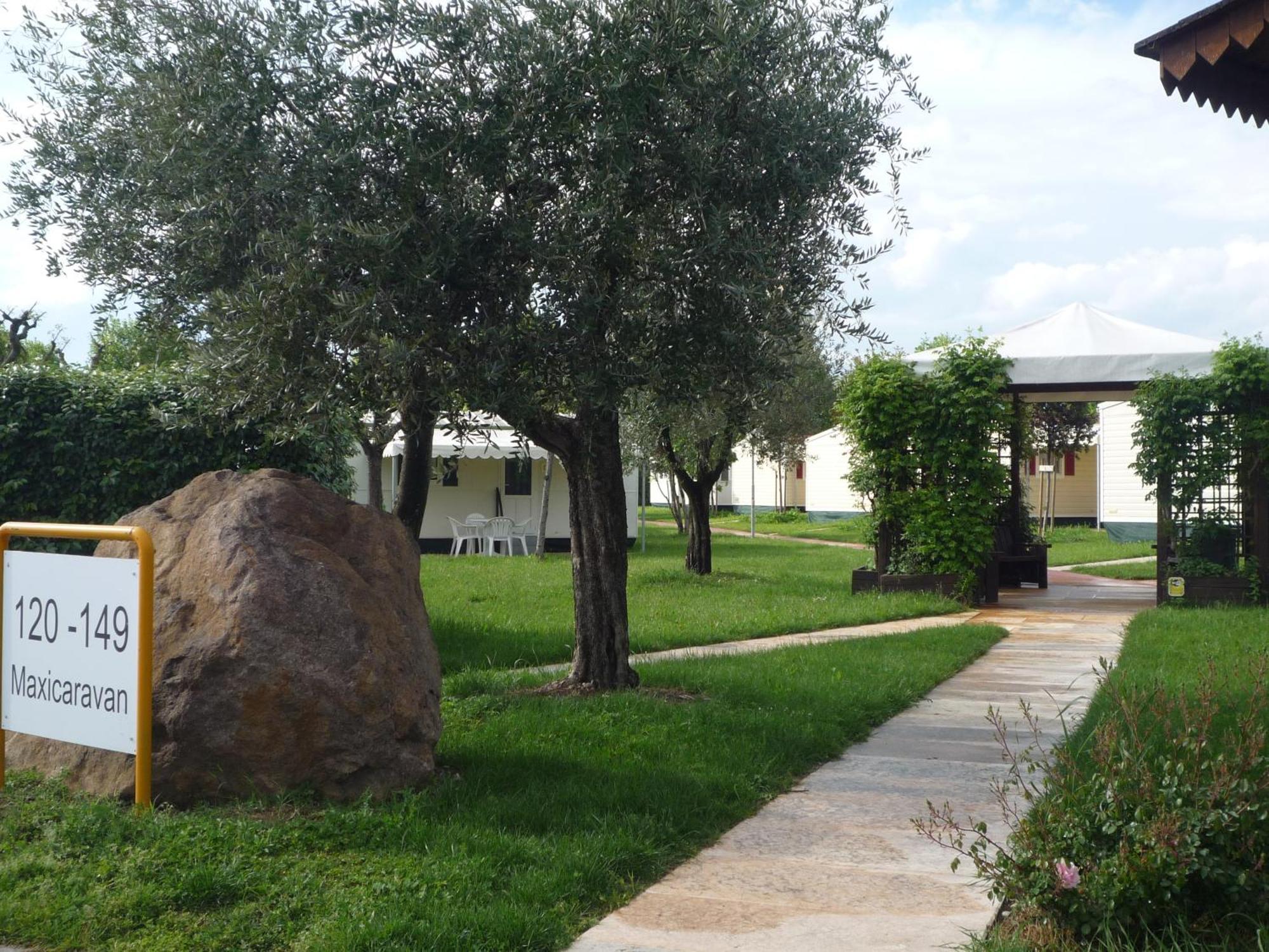 Holiday park The Garda Village 4*