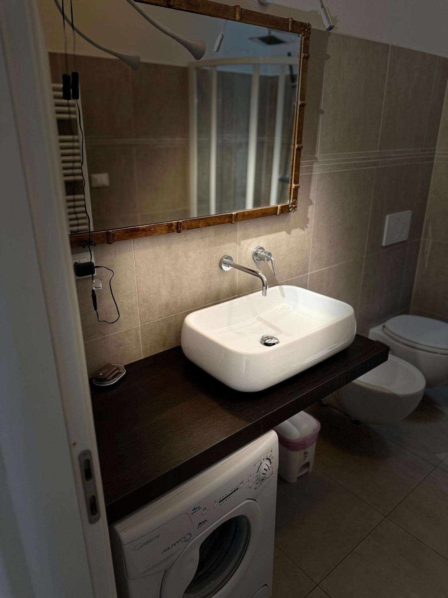 Gardasee Con Piscina Apartment