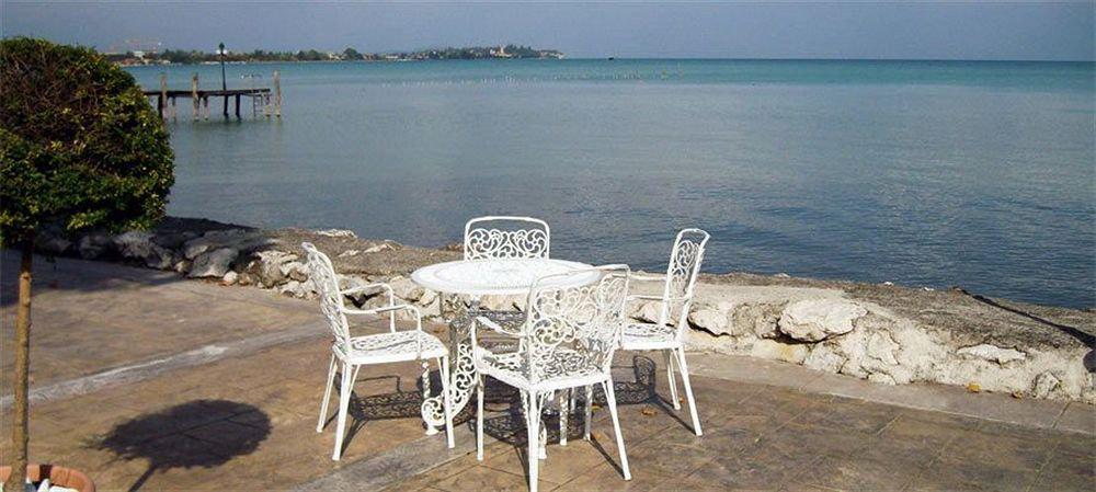 Hotel Lugana Parco Al Lago Hotelli