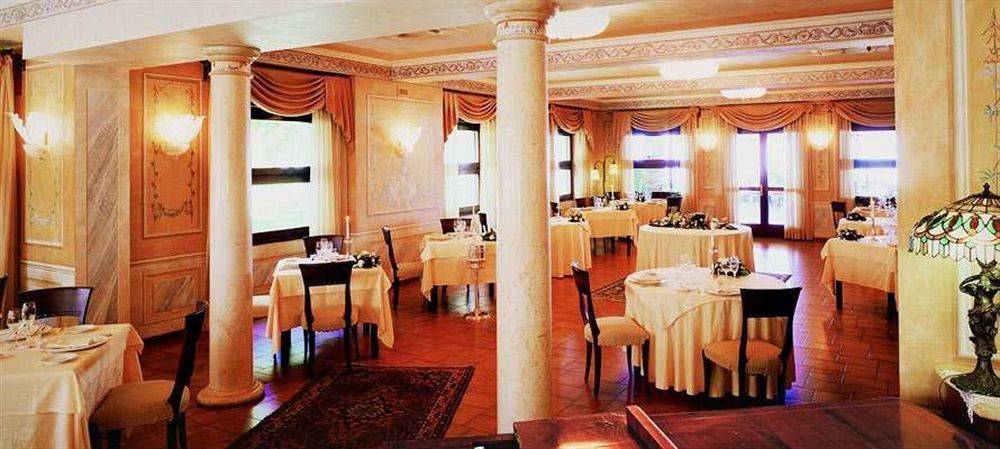 Hotel Lugana Parco Al Lago Hotelli