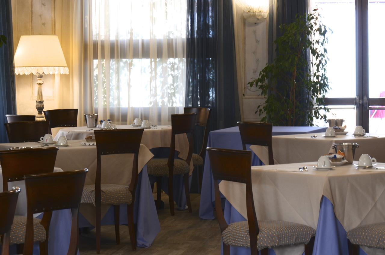 Hotel Lugana Parco Al Lago 3*