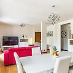 Arcave Luxury Apartment