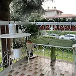 Your Familyapartment In Sirmione