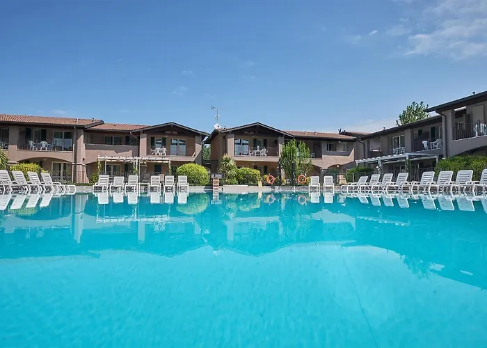 Villaggio Turistico Lugana Marina