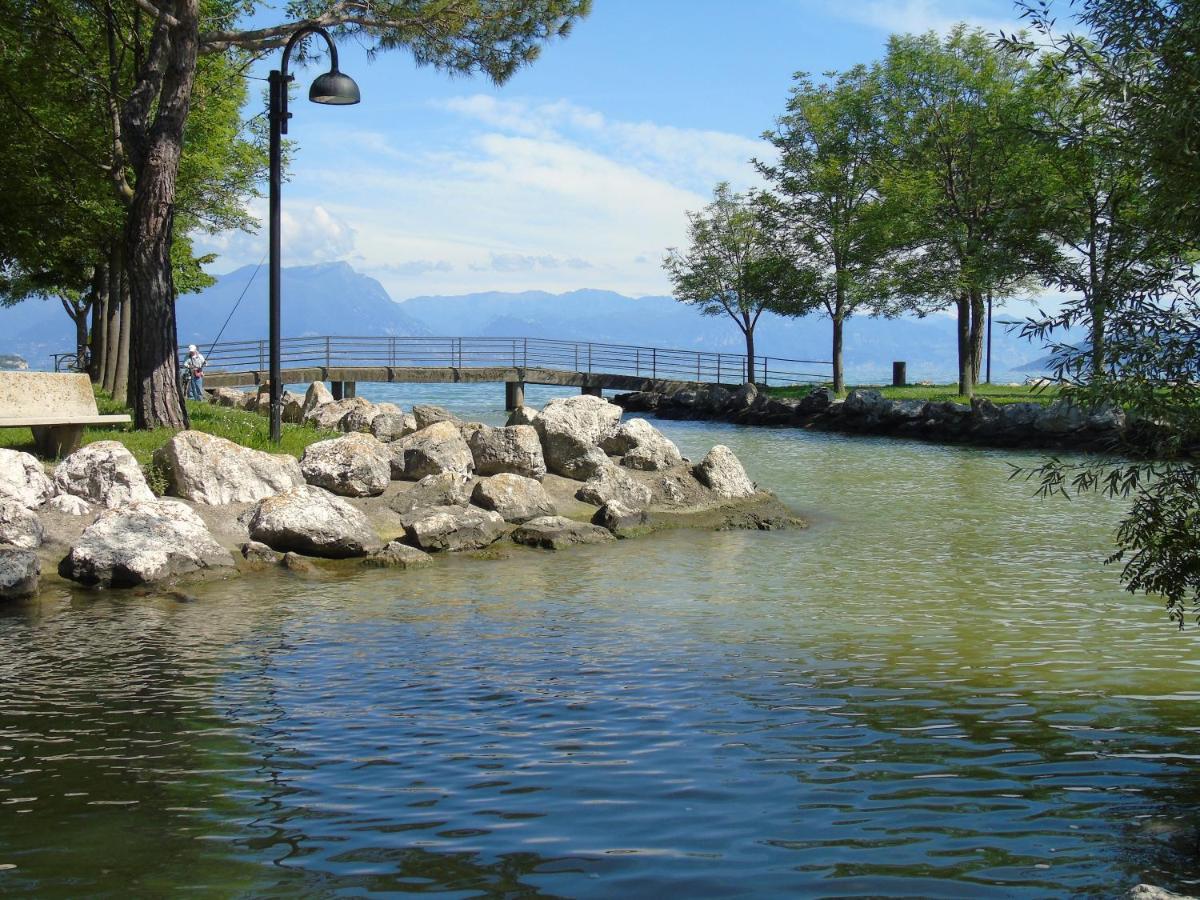Discovery Flat With Pool & Bikes Apartment Sirmione