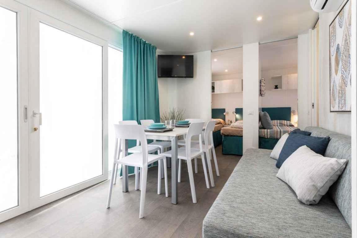 Mobilehomes In Sirmione/gardasee 22177 * Sirmione
