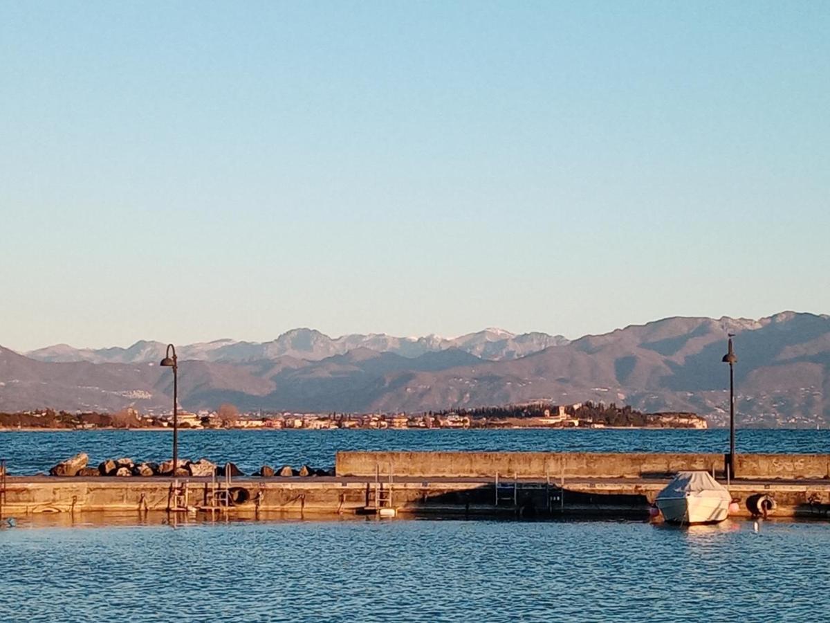 Mosaici Sunrise - Front With Beautiful View * Sirmione