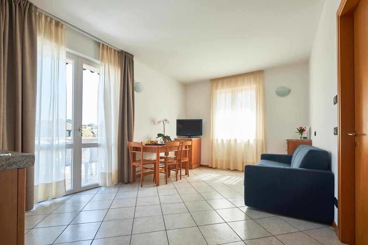 Aparthotel Villaggio Turistico Lugana Marina 3*