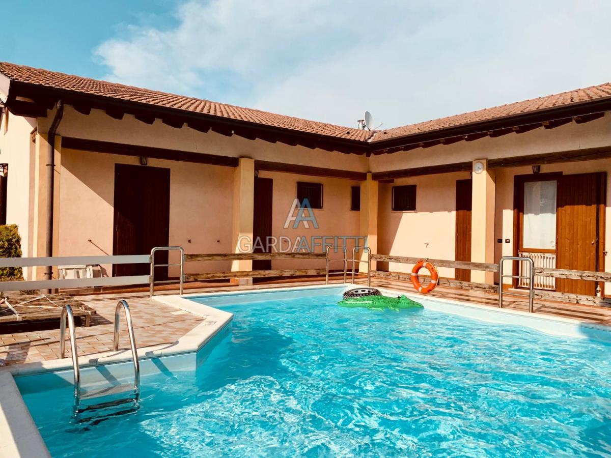 Azzurrite - - Fronte Piscina Sirmione