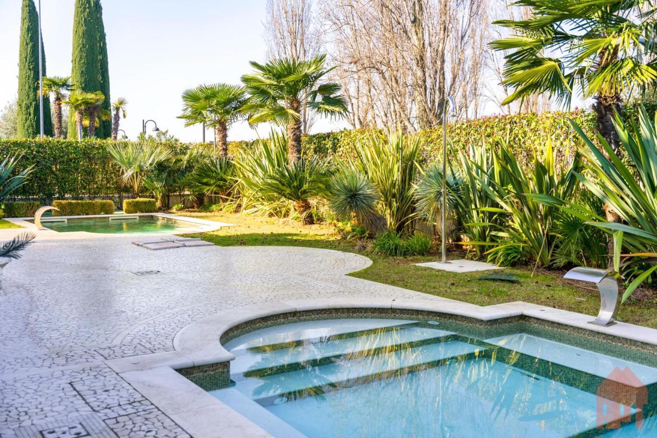 Apt24 - Luxury Lakefront Onassis Villa Sirmione