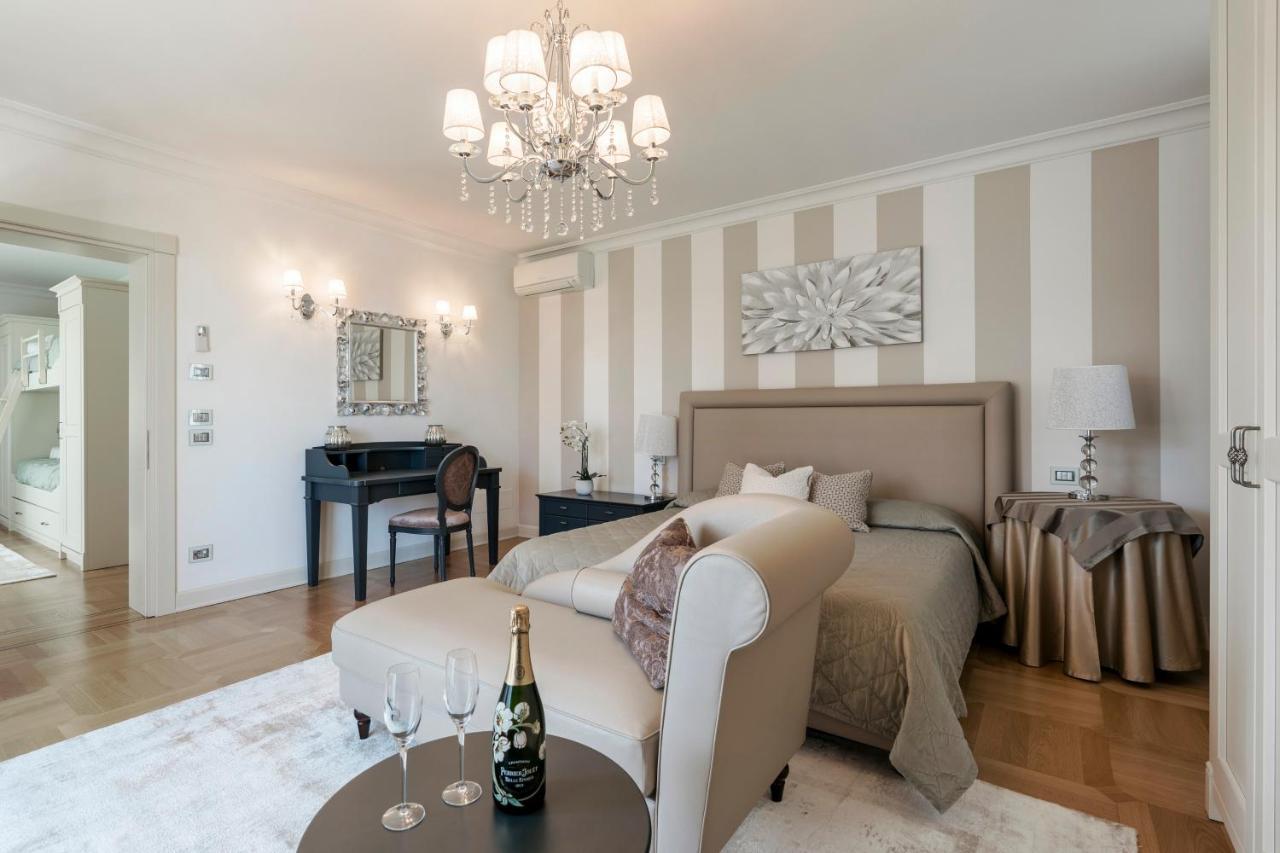 Apt24 - Luxury Lakefront Onassis * Sirmione