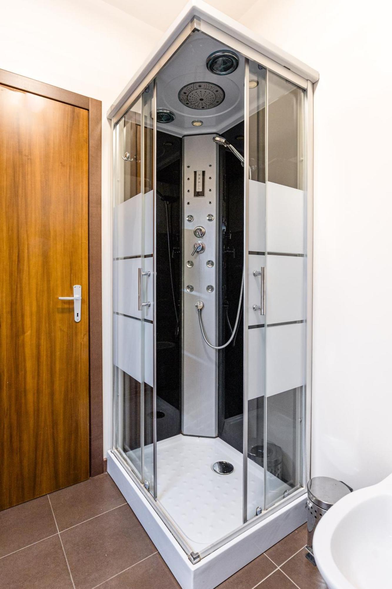 Arcave Luxury Huoneisto Sirmione