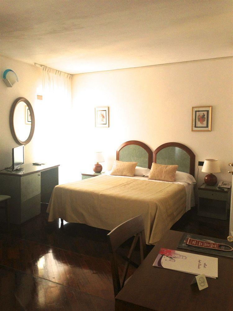 Degli Oleandri 3* Sirmione