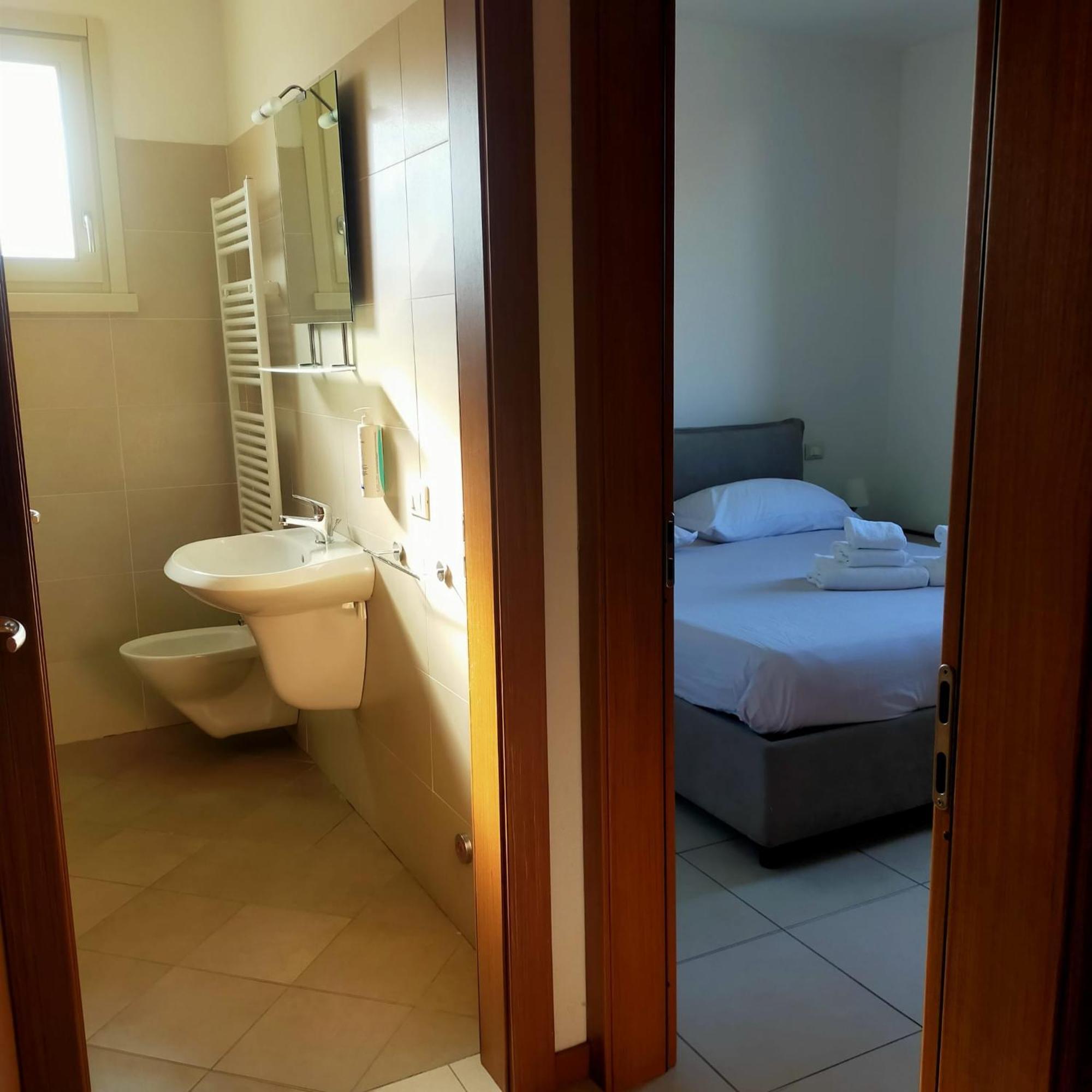 Fiore Rosso Apartment *