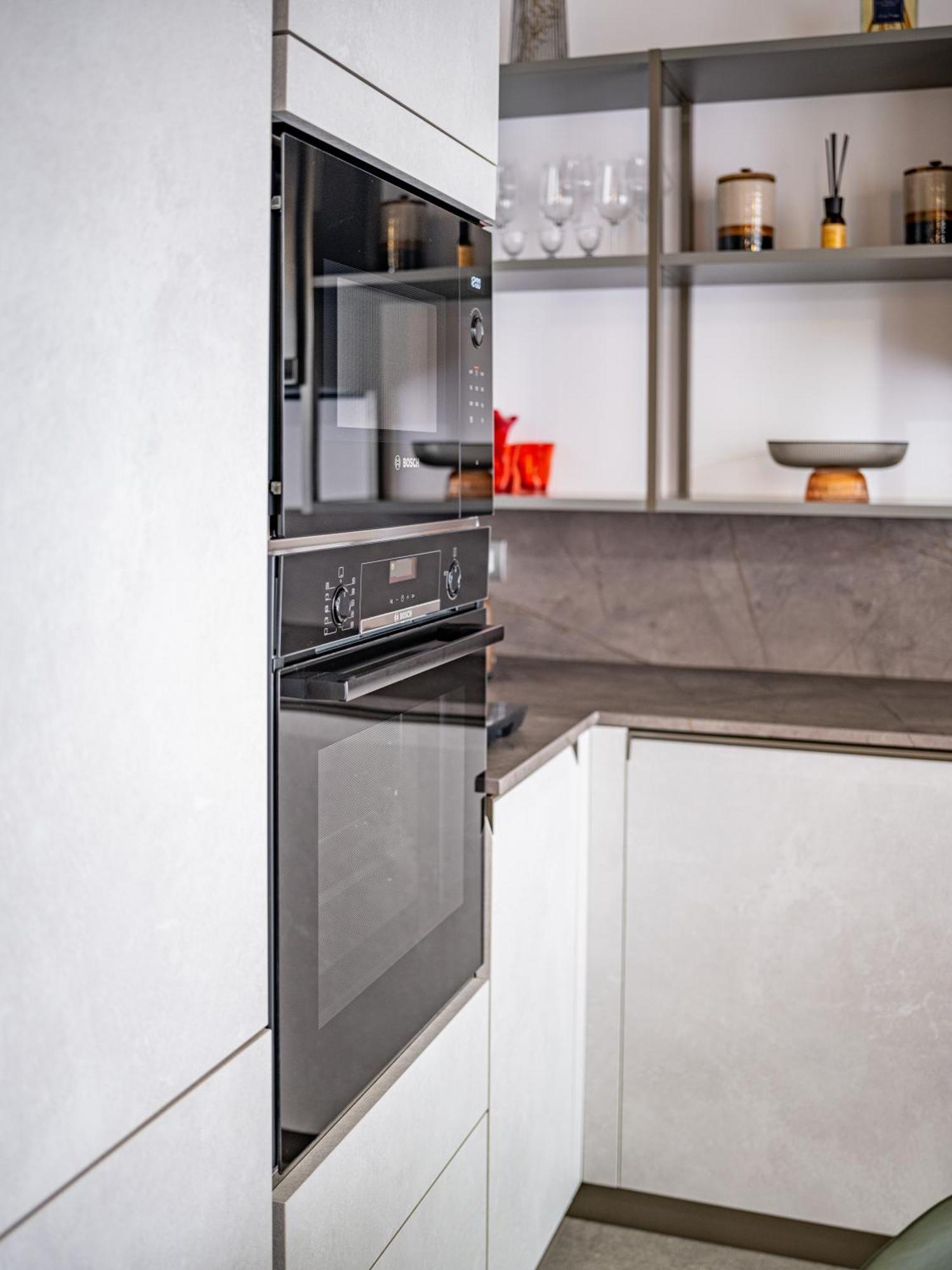 Breeze Apartment