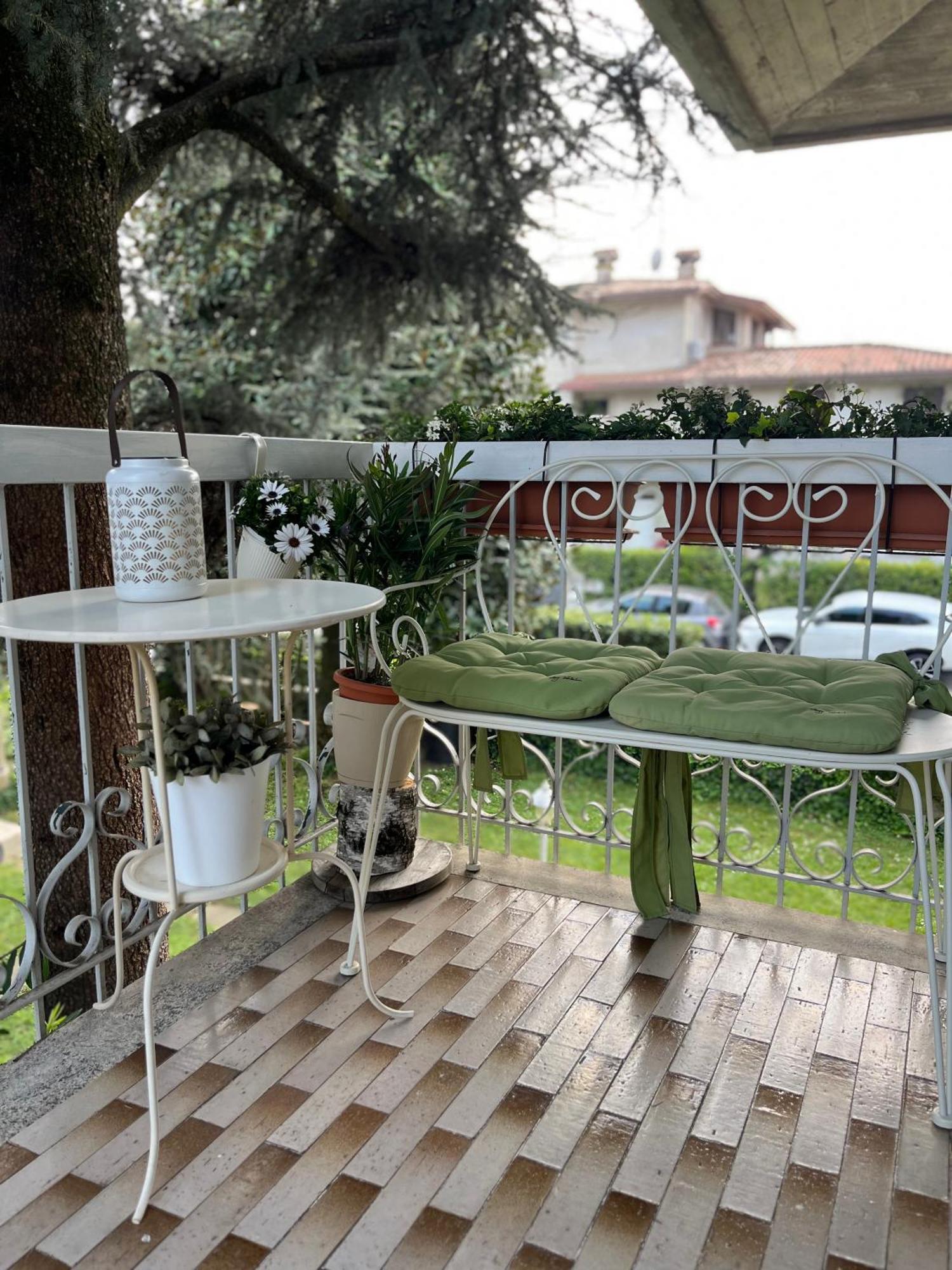 Apartment Your Familyapartment In Sirmione