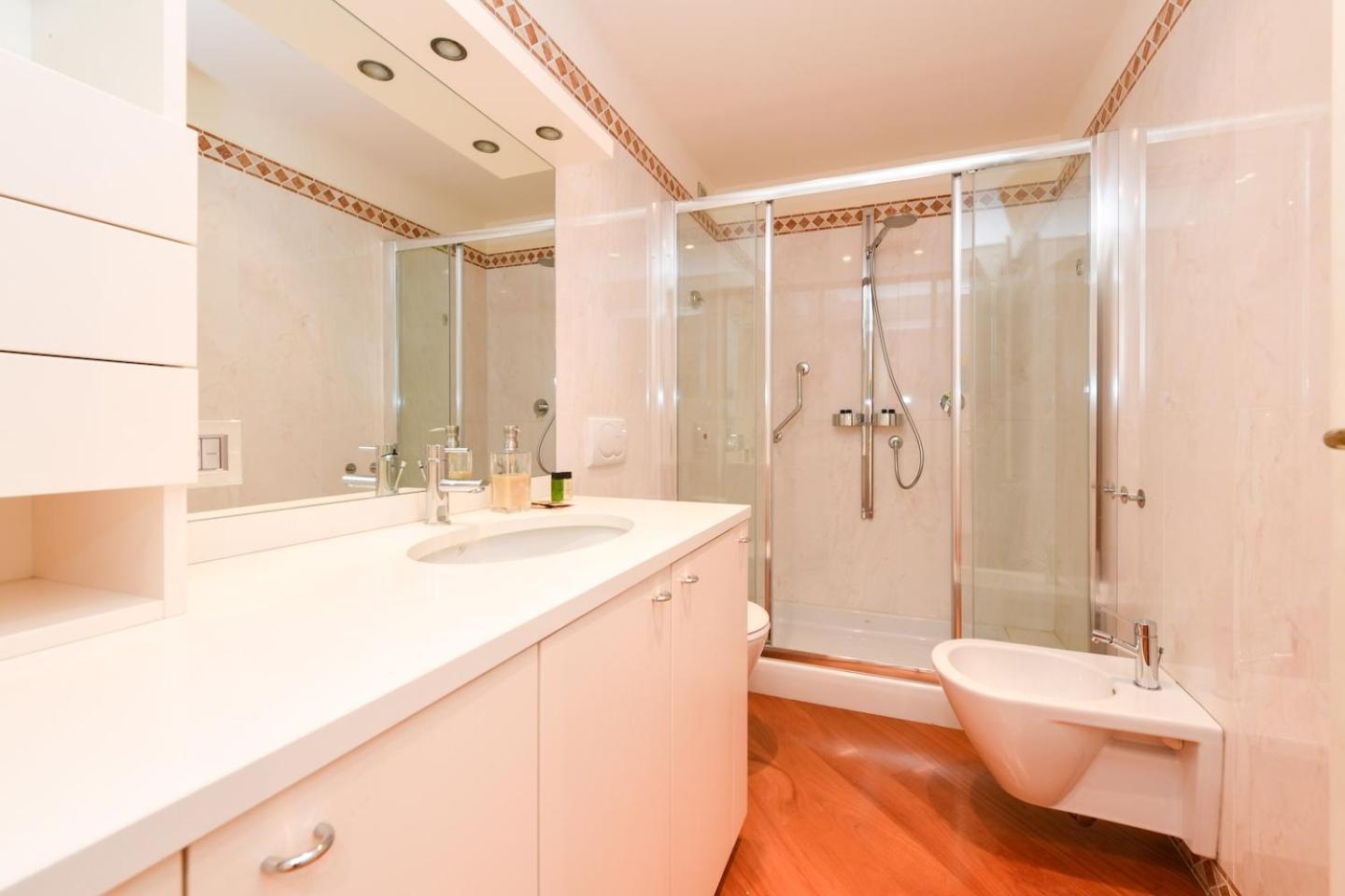 Garda Apartment