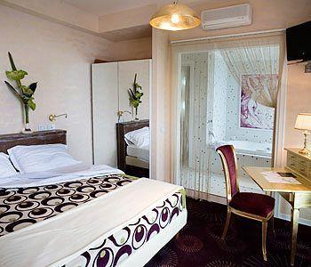 Astra Hotel