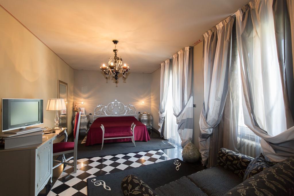 Hotel Serenella 3*