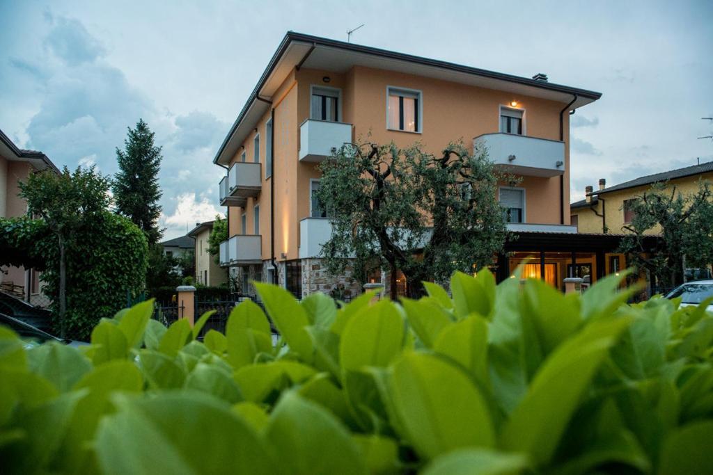 Fiordaliso 2* Sirmione