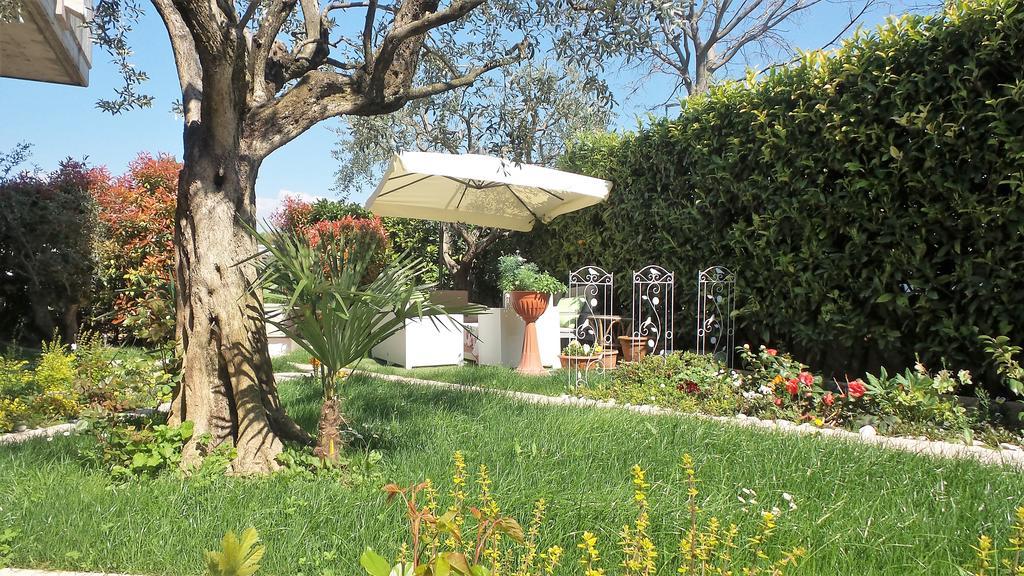 Bed & Breakfast Garda 4u 2*