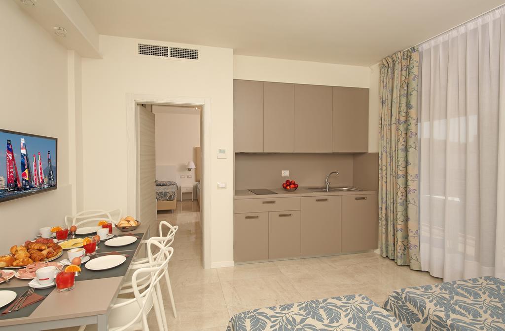 Hotel Hotel Holiday 3*