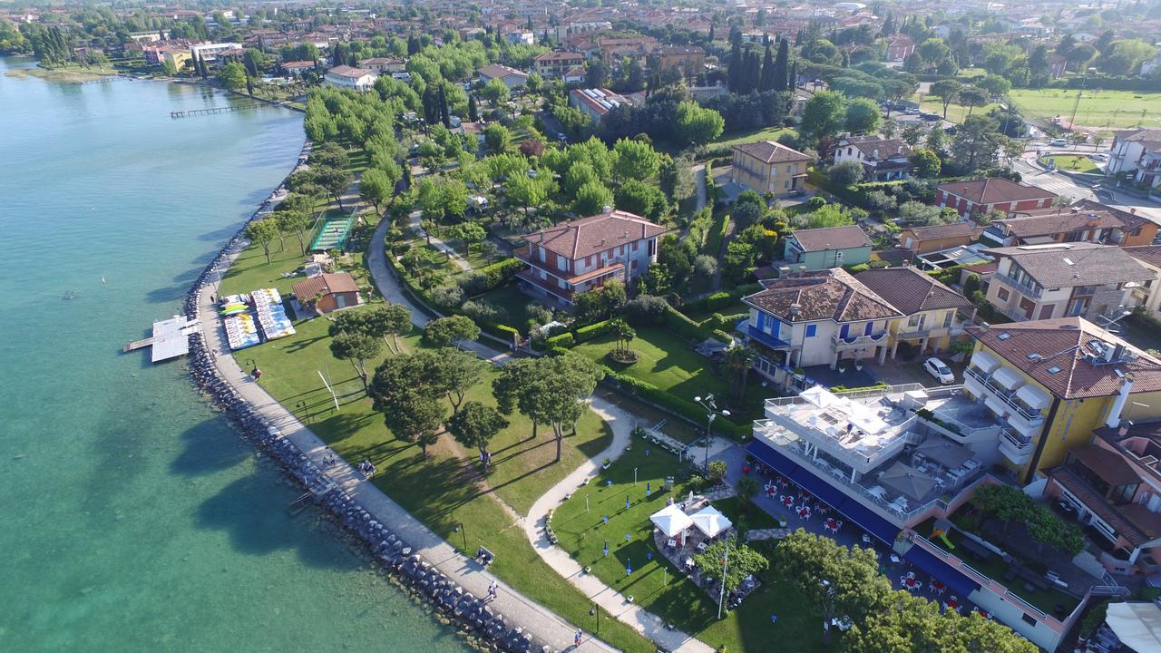 Ca' Serena 3* Sirmione