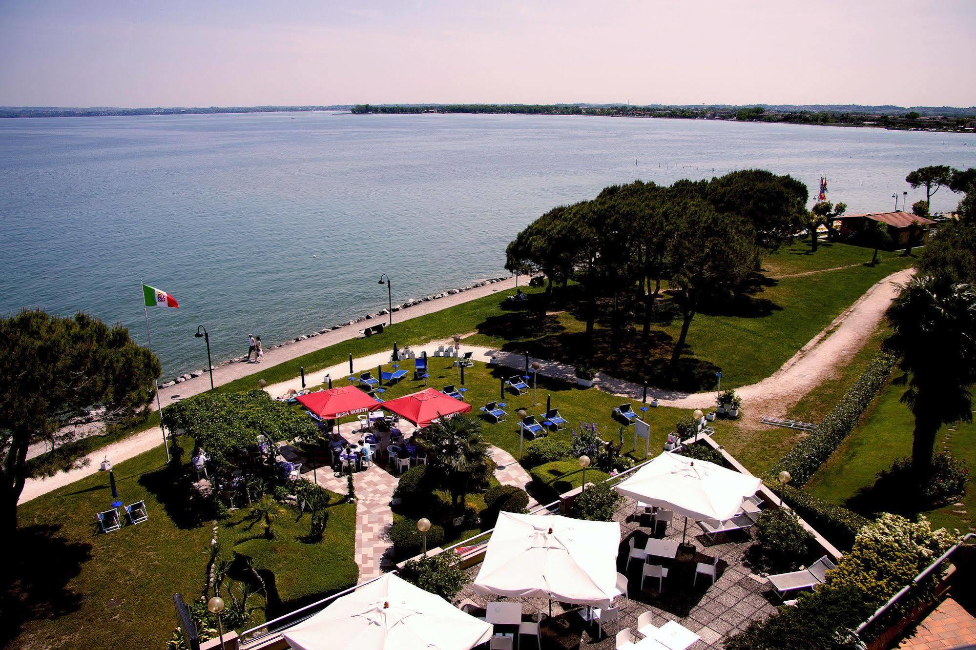 Ca' Serena Hotel