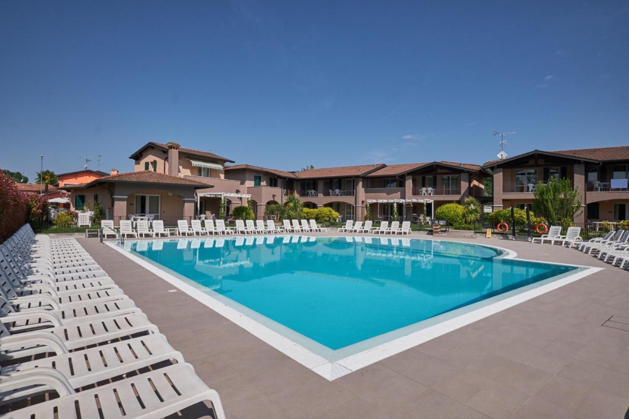 Villaggio Turistico Lugana Marina 3*