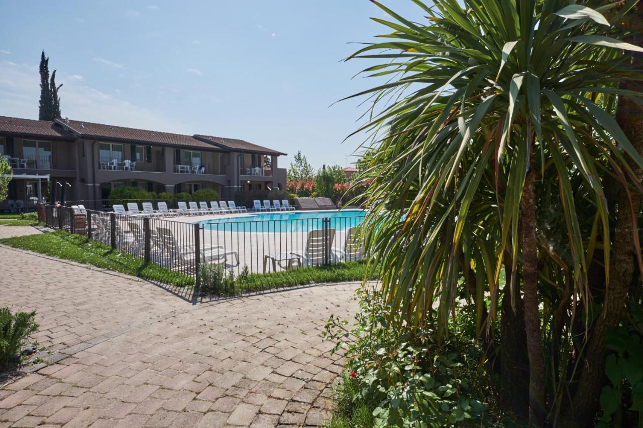 Aparthotel Villaggio Turistico Lugana Marina
