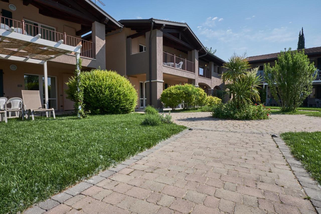 Aparthotel Villaggio Turistico Lugana Marina