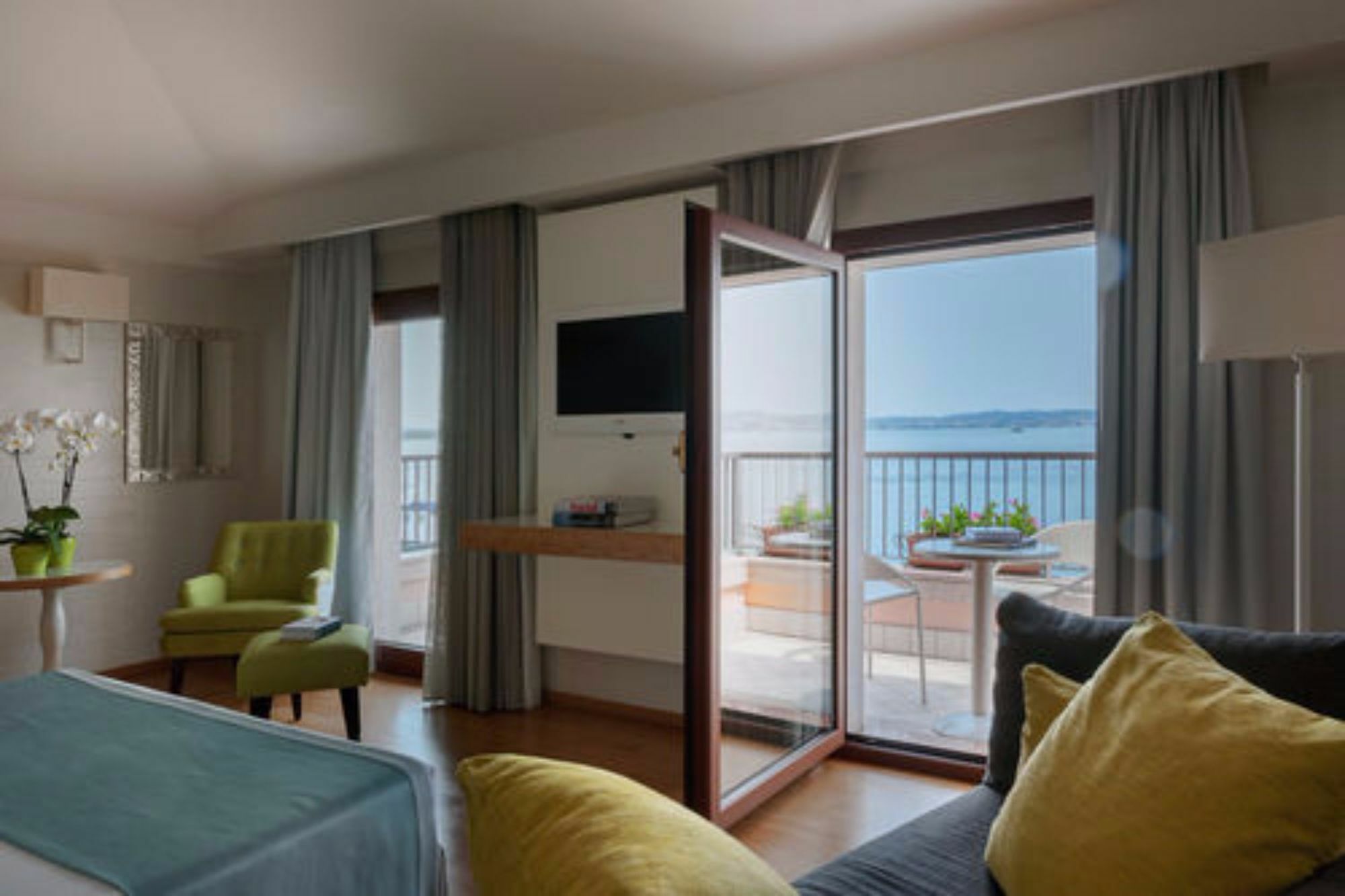 Eden Hotel