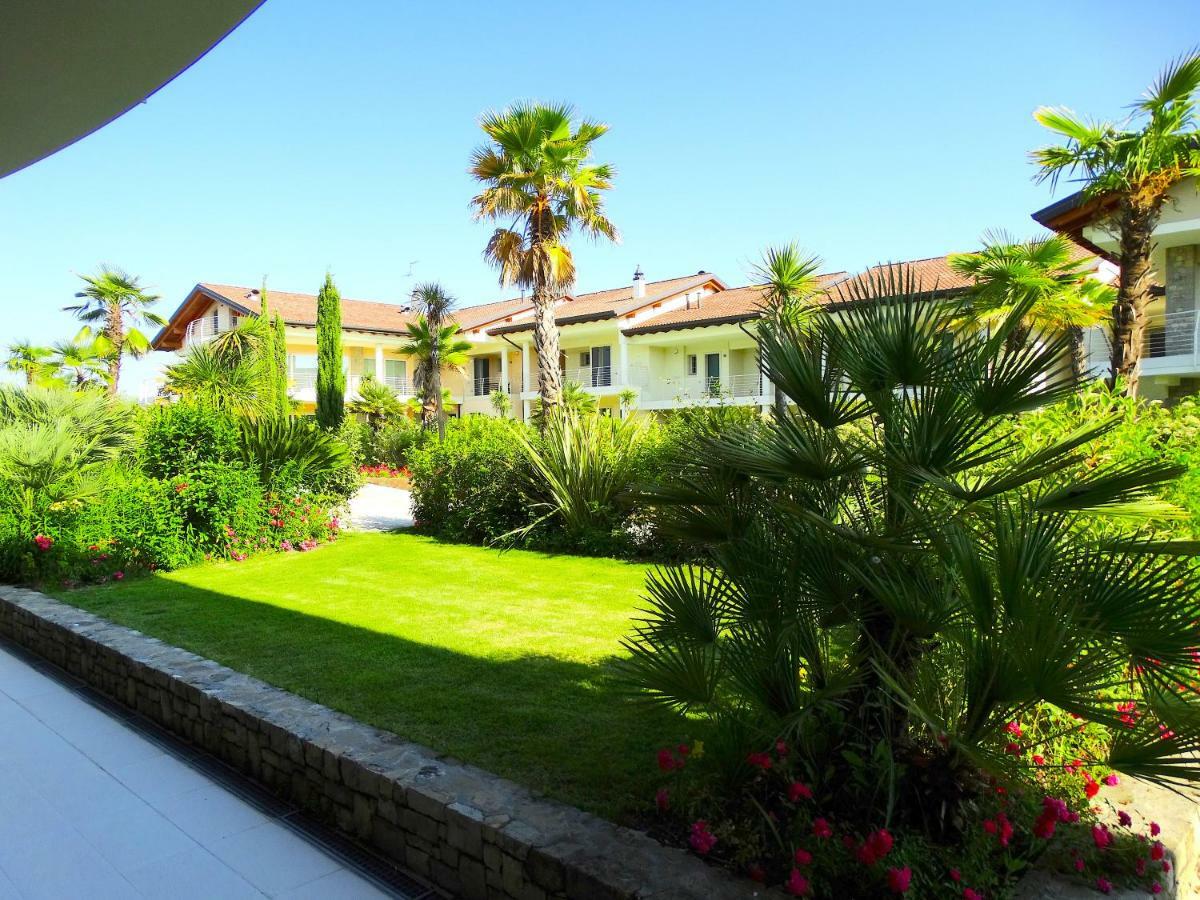 Phoenix Garda Hills Apartment Sirmione