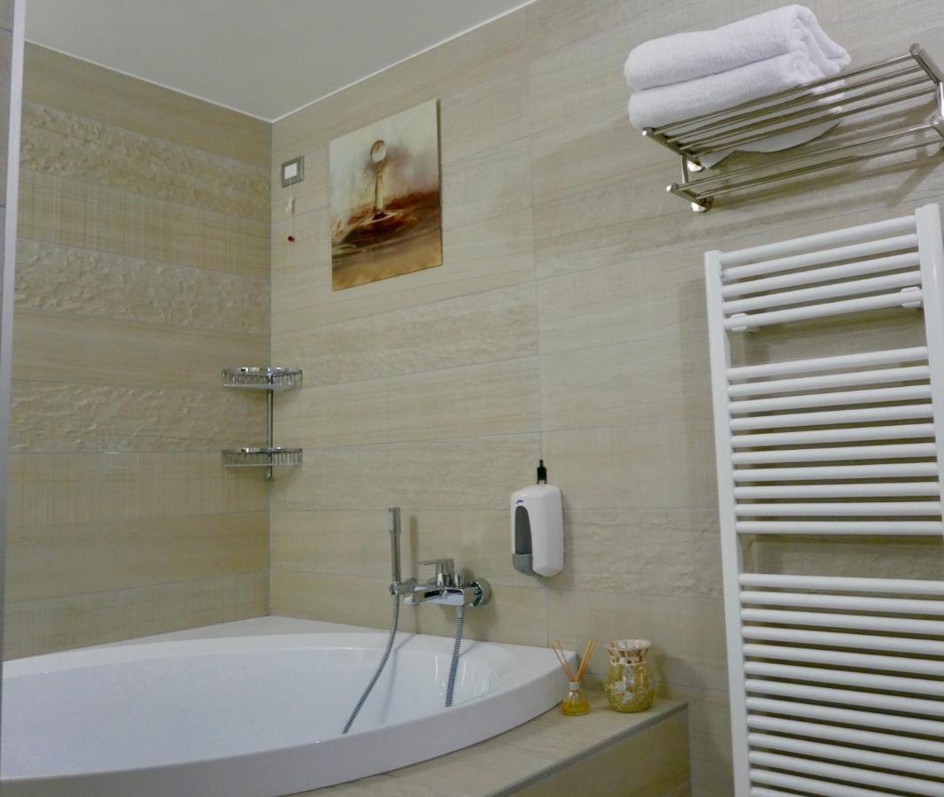 Apartment Phoenix Garda Hills Sirmione