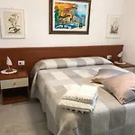 Casa Mary Due - Trilocale Con Giardino Privato A Due Passi Dal Lago