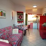 Mosaici Sunrise - Lake Front Apartment With Beautiful View