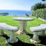 One Step From The Lake - Italian Homing