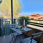 Camelia Apt Sirmione
