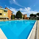 APT 4 Garden Ville Sirmione