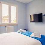 Blue Suite Apartment - Italian Homing