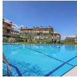 Camelia Apt Sirmione
