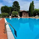 Porto 2 Apt Sirmione