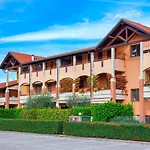 Flowered Balcony - 2 Bedrooms Apartment