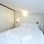 Sunset Apartment Home & Terrace