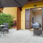Apollo\'S Apartment