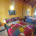 Casa Di Michela A Sirmione Con Piscina