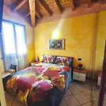 Casa Di Michela A Sirmione Con Piscina