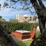 Lake Front Luxury Apartment (Adults Only)